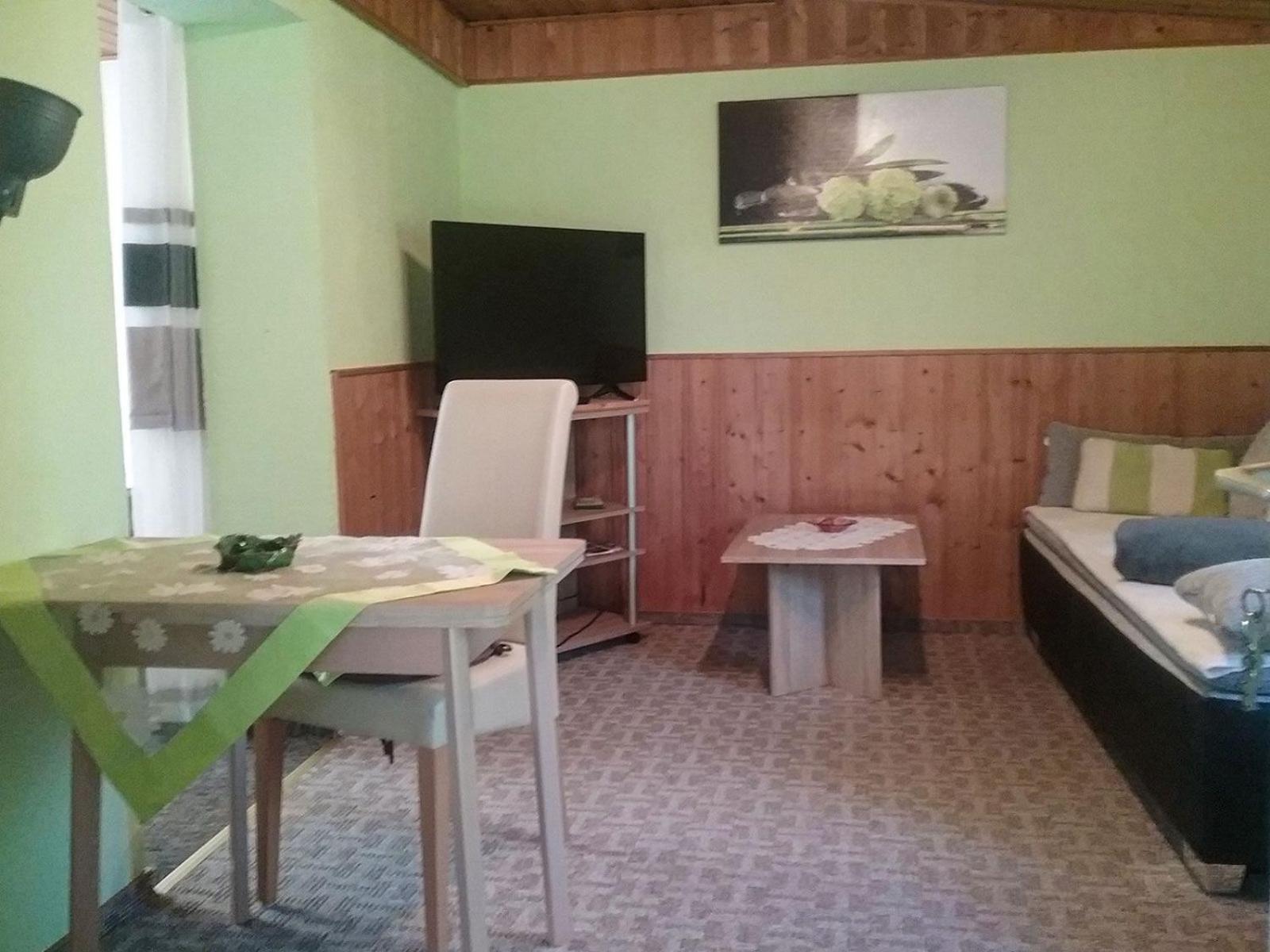 Gemuetliche Ferienwohnung Loebert 뤼베나우 외부 사진